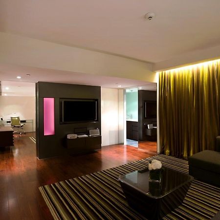 The Mira Hong Kong Hotel Екстериор снимка A suite at the hotel