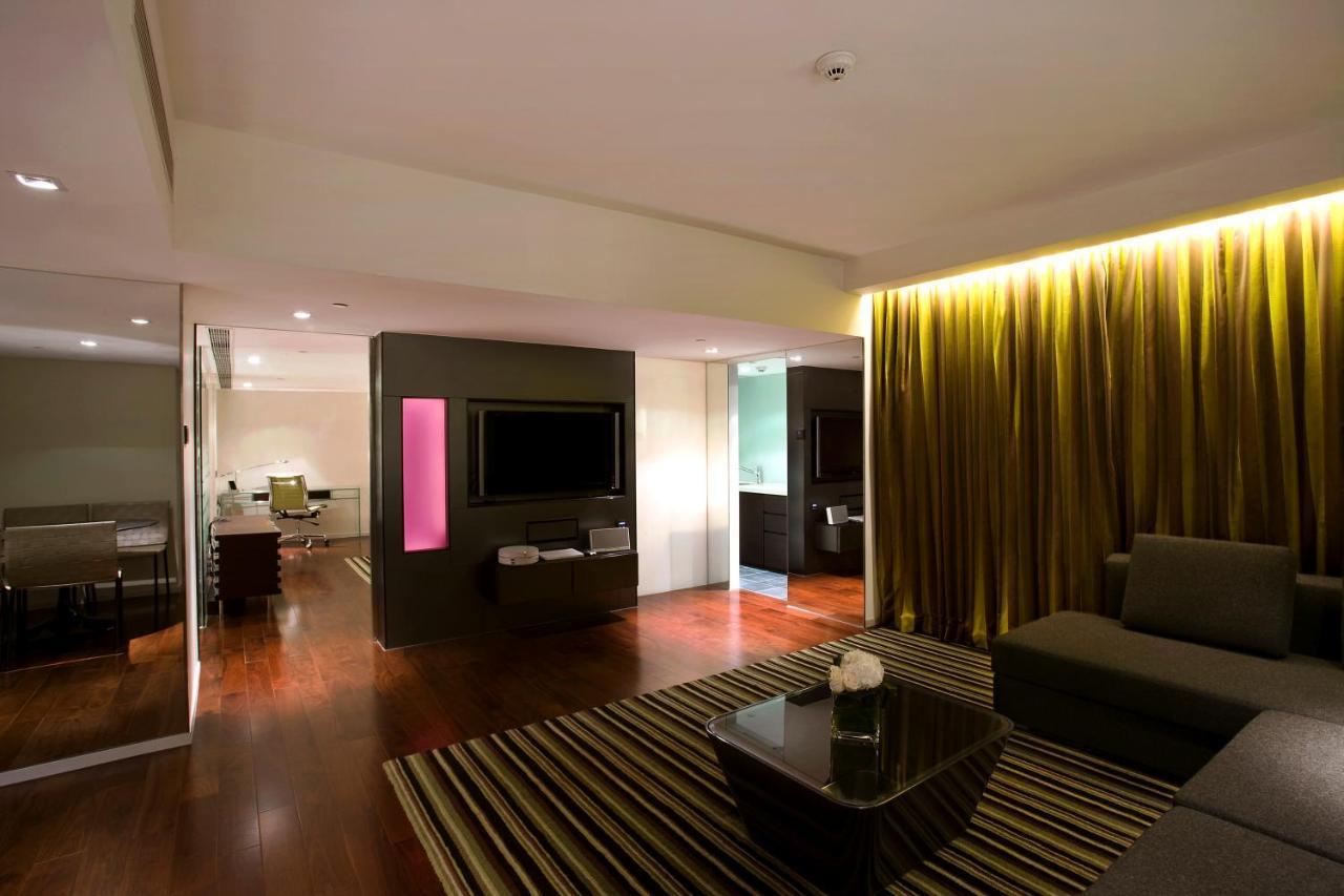 The Mira Hong Kong Hotel Екстериор снимка A suite at the hotel