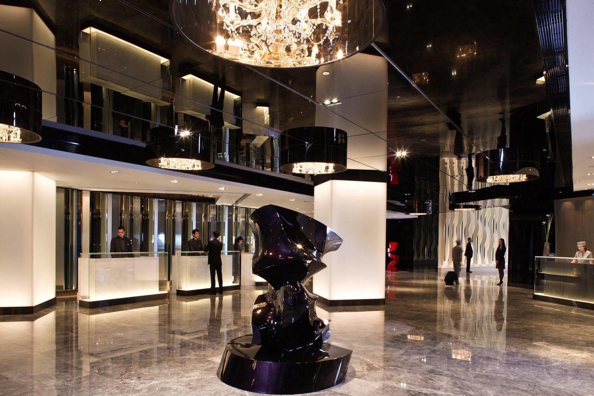 The Mira Hong Kong Hotel Интериор снимка The lobby of the hotel